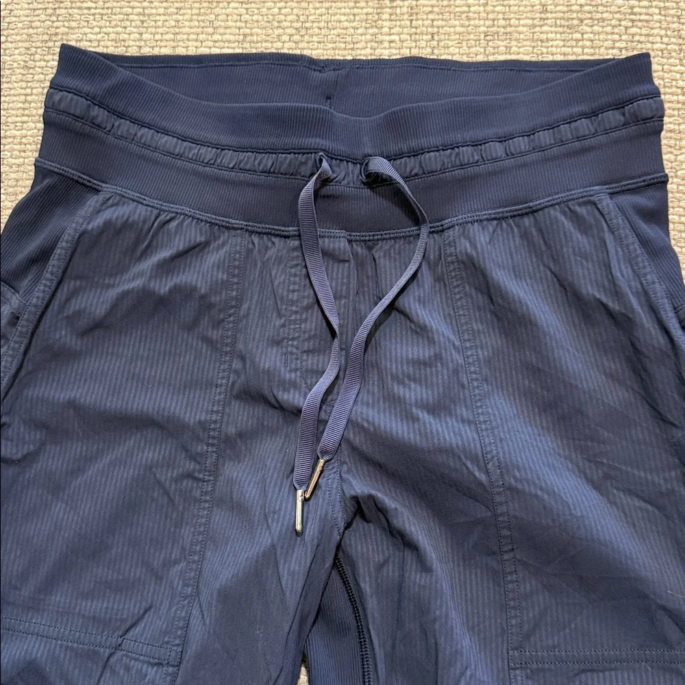 Lululemon Dance Studio‎ Crop Pants 25” True Navy Swift sz6